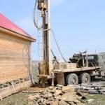 Когда лучше бурить скважину на воду